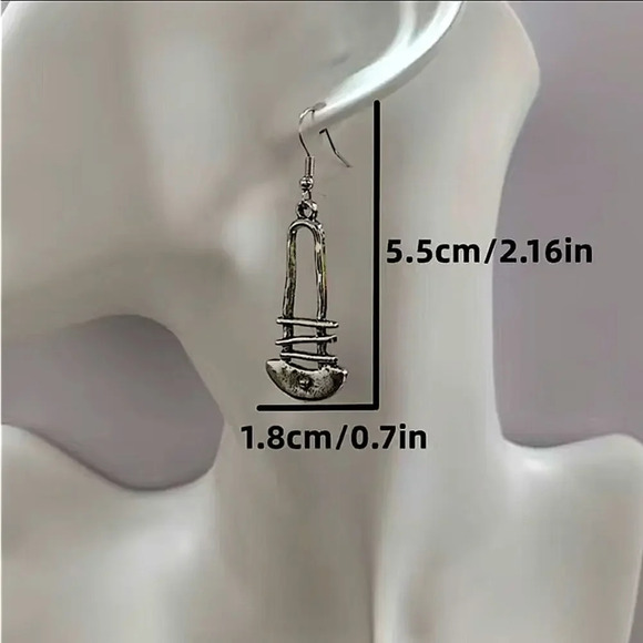 Geometric Bohemian Silver Irregular Vintage Dangle Earrings - Picture 4 of 5